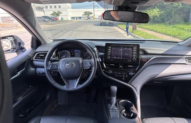 4T1G11AK9RU883163 - 2024 TOYOTA CAMRY SE NIGHT SHADE SILVER photo 9