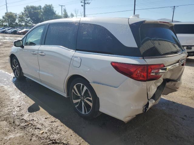 5FNRL6H96JB005226 - 2018 HONDA ODYSSEY ELITE WHITE photo 2