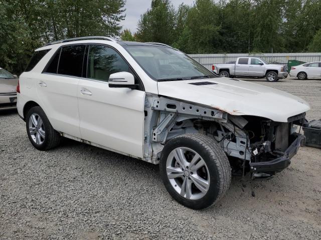 4JGDA5HB1FA449381 - 2015 MERCEDES-BENZ ML 350 4MATIC WHITE photo 4