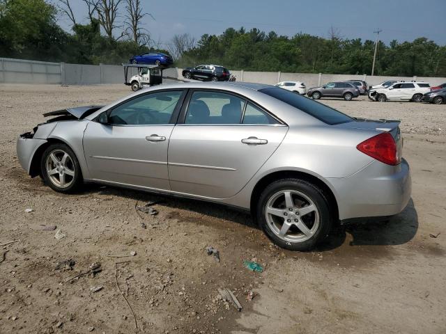 1G2ZG58N474151429 - 2007 PONTIAC G6 BASE SILVER photo 2