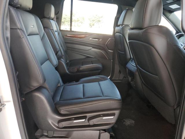 1GYS4JKL6NR174436 - 2022 CADILLAC ESCALADE ESV LUXURY WHITE photo 11