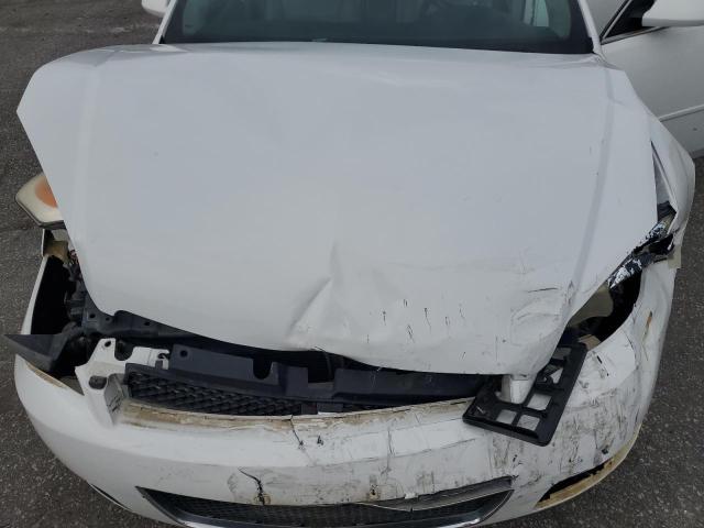 2G1WC5E32D1214458 - 2013 CHEVROLET IMPALA LTZ Weiß Foto 11