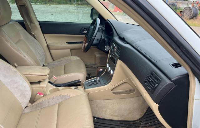 JF1SG67626H734155 - 2006 SUBARU FORESTER 2.5X LL BEAN WHITE photo 5