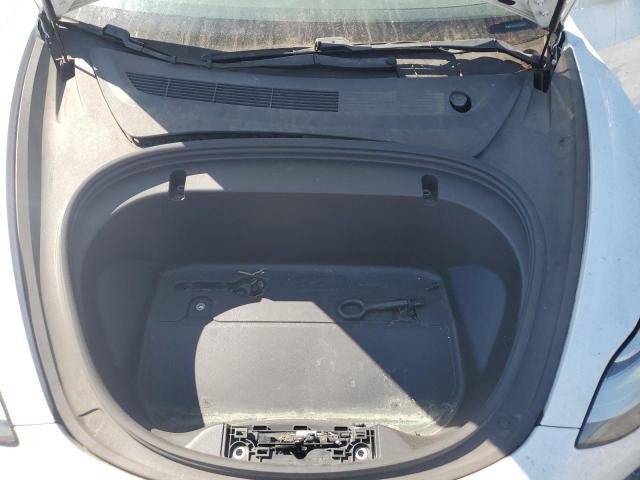 5YJ3E1EA9LF739976 - 2020 TESLA MODEL 3 WHITE photo 11