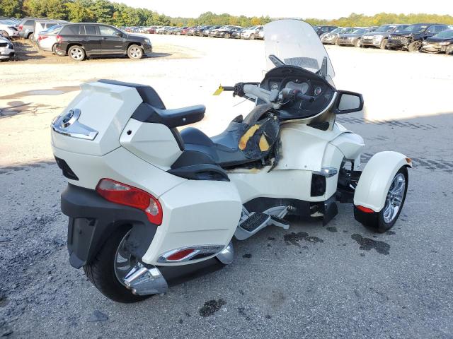 2BXJBDC15CV000930 - 2012 CAN-AM SPYDER ROA RT-LTD WHITE photo 4