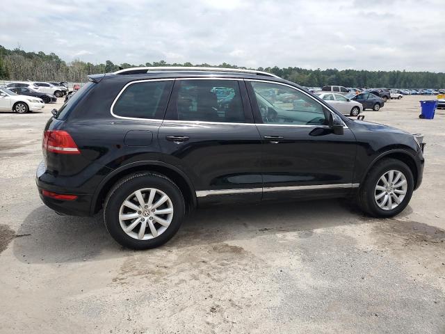 WVGEF9BP2CD011836 - 2012 VOLKSWAGEN TOUAREG V6 BLACK photo 3