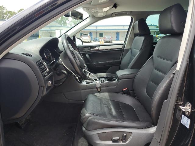 WVGEF9BP2CD011836 - 2012 VOLKSWAGEN TOUAREG V6 BLACK photo 7