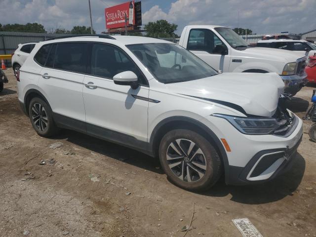 3VVRB7AX1PM141898 - 2023 VOLKSWAGEN TIGUAN S Білий фото 4