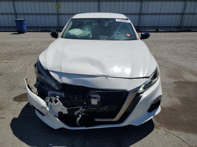 1N4BL4CV7KC129472 - 2019 NISSAN ALTIMA SR WHITE photo 5