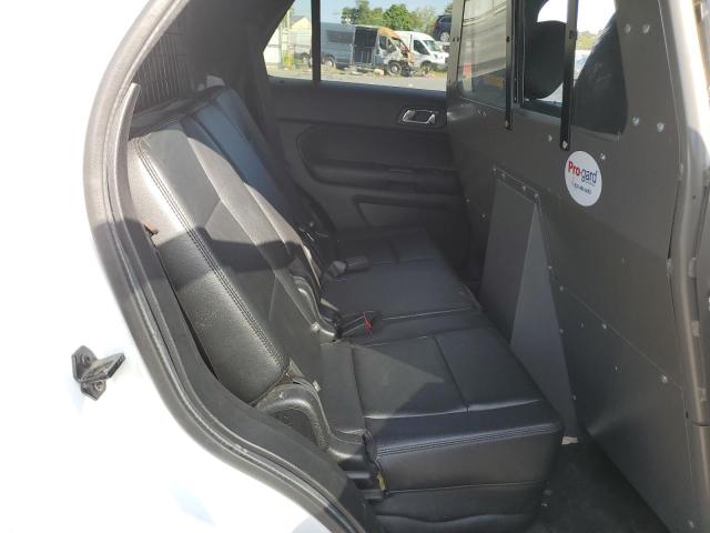 1FM5K8AR5GGA47355 - 2016 FORD EXPLORER POLICE INTERCEPTOR WHITE photo 11