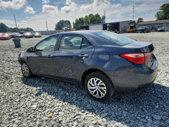 2T1BURHEXJC120008 - 2018 TOYOTA COROLLA L GRAY photo 2