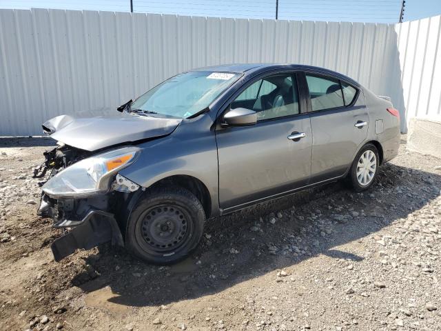 3N1CN7AP3HL806306 - 2017 NISSAN VERSA S GRAY photo 1