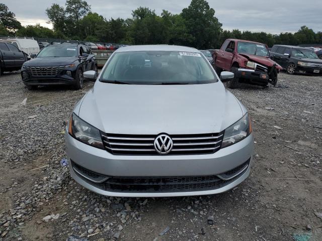 1VWAT7A31EC026302 - 2014 VOLKSWAGEN PASSAT S SILVER photo 5