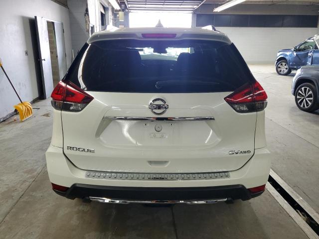 JN8AT2MV6JW352953 - 2018 NISSAN ROGUE S 白色 照片 6