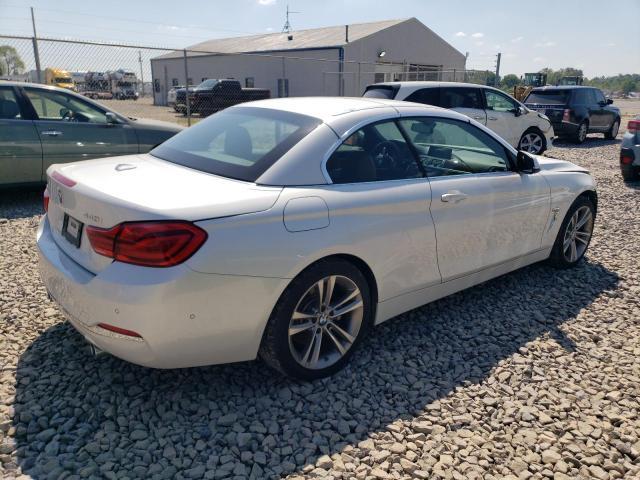 WBA4Z7C56JED47411 - 2018 BMW 440XI WHITE photo 3