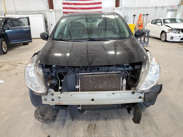 3N1CN7AP6KL813046 - 2019 NISSAN VERSA S أسود صورة 5