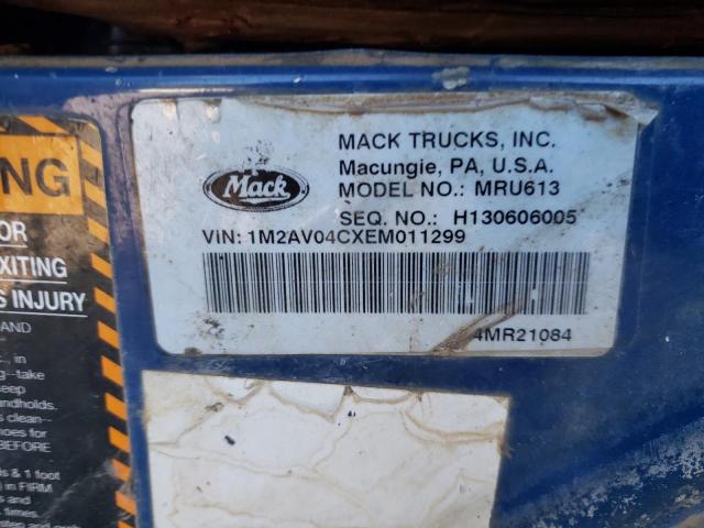 1M2AV04CXEM011299 - 2014 MACK 600 MRU600 BLUE photo 10