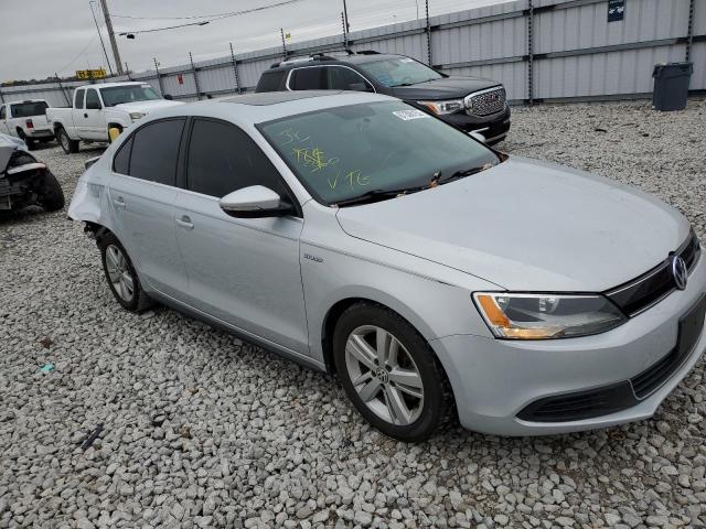 3VW637AJ6DM223502 - 2013 VOLKSWAGEN JETTA HYBRID SILVER photo 1