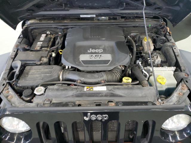 1C4BJWDG3DL698074 - 2013 JEEP WRANGLER U SPORT BLACK photo 12