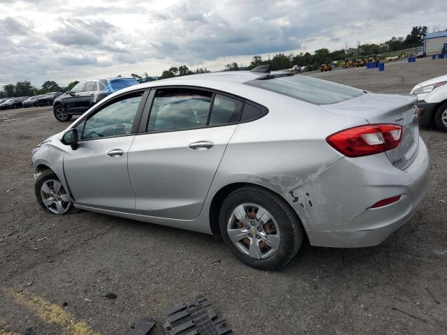 1G1BC5SM4H7241374 - 2017 CHEVROLET CRUZE LS ვერცხლისფერი ფოტო 2