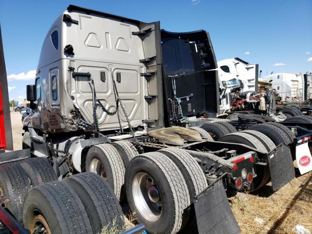 3AKJGLDR4HSHT2281 - 2017 FREIGHTLINER CASCADIA 1 TAN photo 3