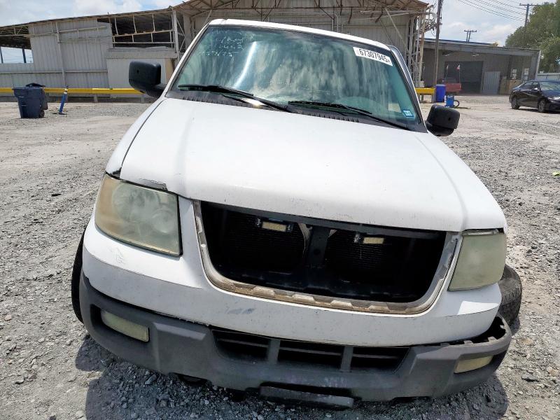 1FMPU16566LA97221 - 2006 FORD EXPEDITION XLT WHITE photo 5