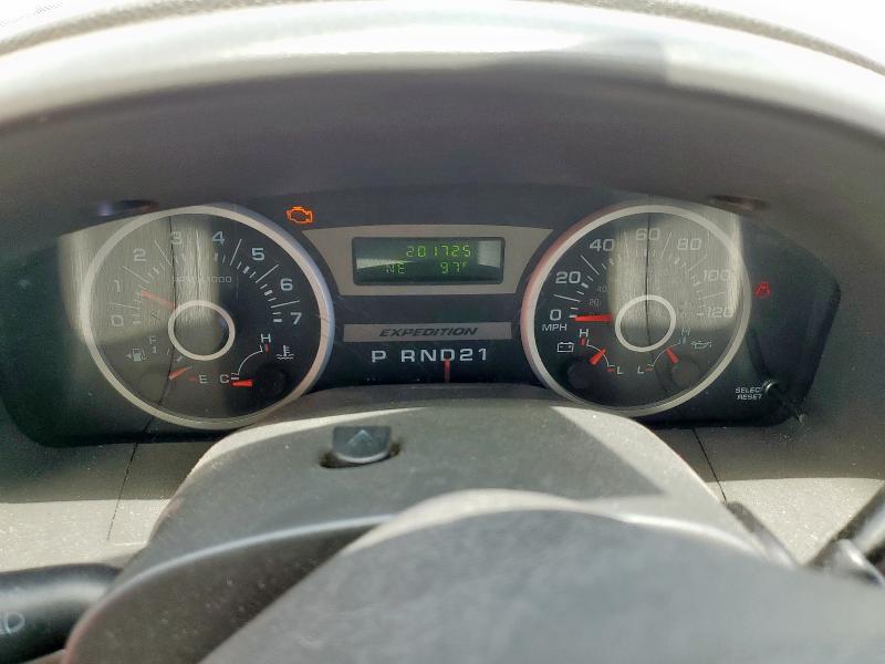 1FMPU16566LA97221 - 2006 FORD EXPEDITION XLT WHITE photo 9