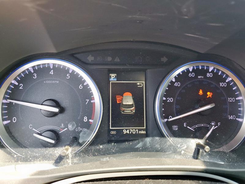 5TDKZRFH2KS553989 - 2019 TOYOTA HIGHLANDER SE WHITE photo 9