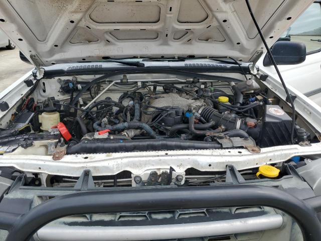 5N1ED28Y64C661645 - 2004 NISSAN XTERRA XE WHITE photo 11