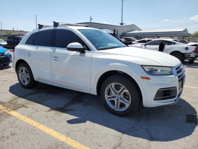WA1ANAFYXK2126599 - 2019 AUDI Q5 PREMIUM თეთრი ფოტო 4