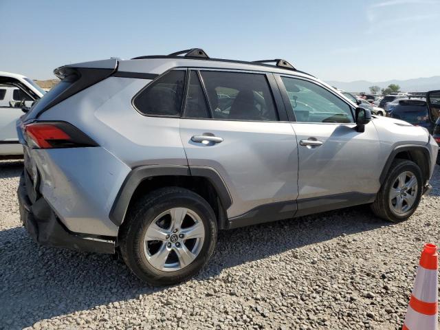 2T3F1RFV1MC220958 - 2021 TOYOTA RAV4 LE SILVER photo 5