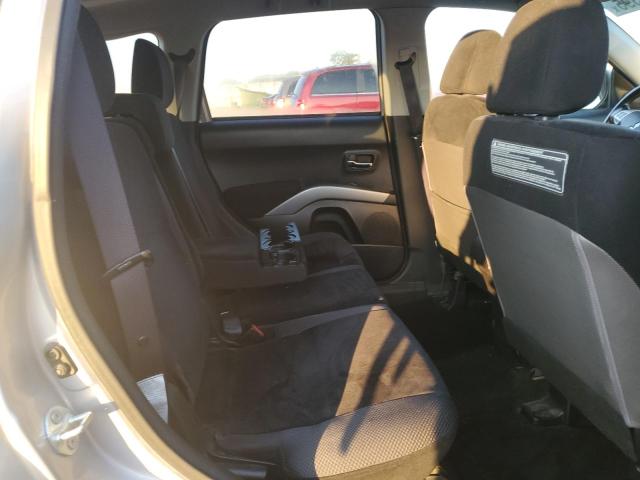 JA4AS2AW8BU024257 - 2011 MITSUBISHI OUTLANDER ES Արծաթագույն լուսանկար 11