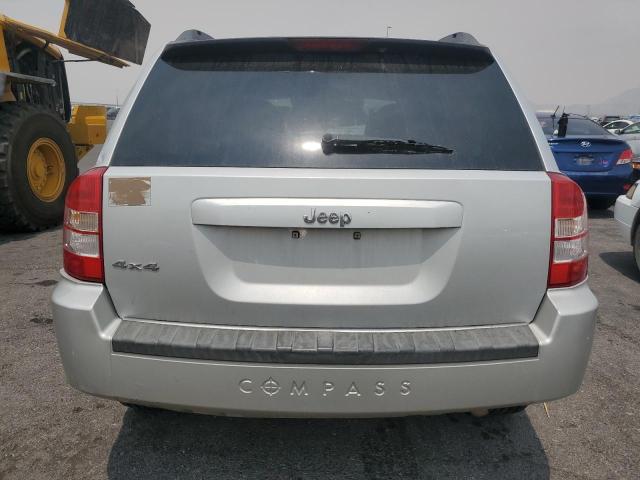 1J8FF47W57D185636 - 2007 JEEP COMPASS SILVER photo 6