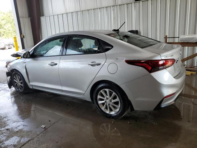 3KPC24A35JE035312 - 2018 HYUNDAI ACCENT SE Gümüş fotoğraf 2