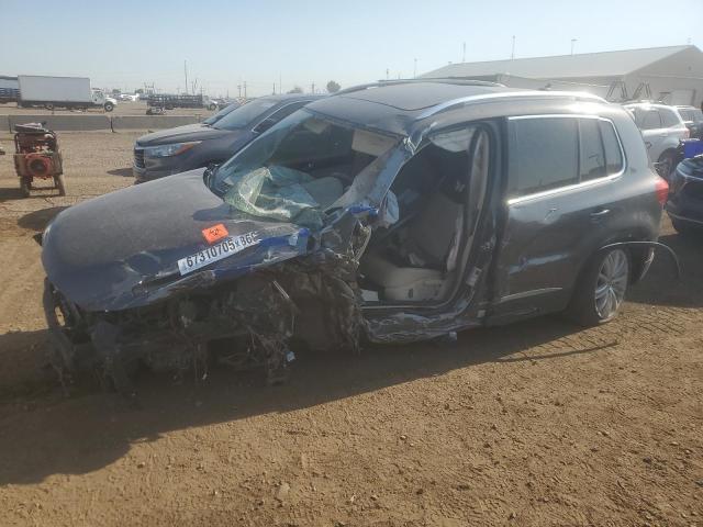 2014 VOLKSWAGEN TIGUAN S, 