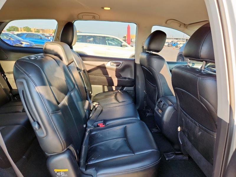 5N1AR2MN5GC628409 - 2016 NISSAN PATHFINDER S SILVER photo 11