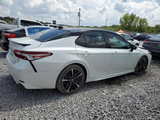 4T1B61HK0KU236917 - 2019 TOYOTA CAMRY XSE Weiß Foto 3