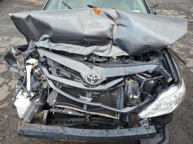 2T1BU4EE5BC553714 - 2011 TOYOTA COROLLA BASE Сұр фото 11