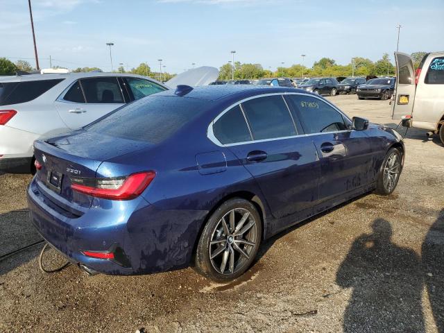 WBA5R7C0XLFH41676 - 2020 BMW 330XI BLUE photo 3