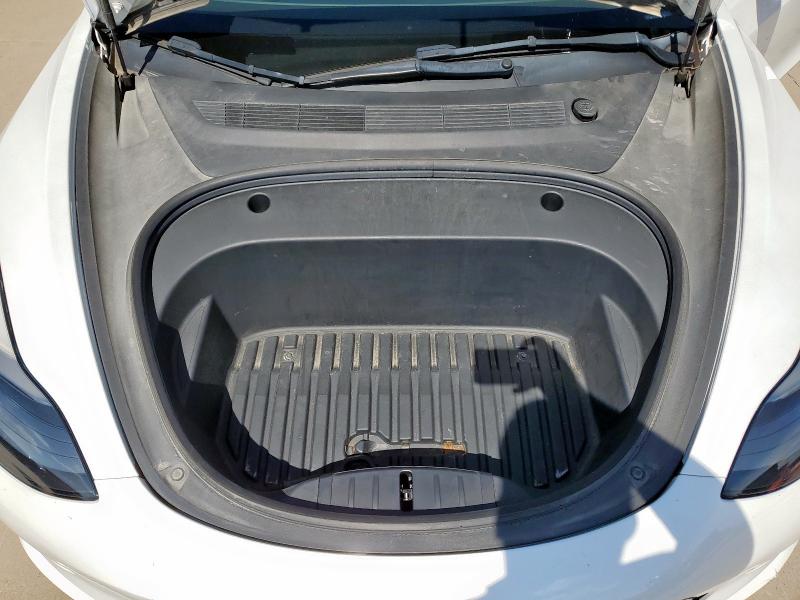 5YJ3E1EA4PF434147 - 2023 TESLA MODEL 3 白色 照片 11