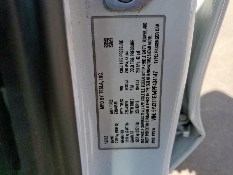 5YJ3E1EA4PF434147 - 2023 TESLA MODEL 3 白色 照片 12