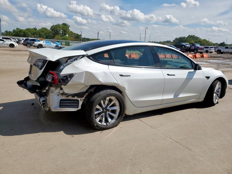 5YJ3E1EA4PF434147 - 2023 TESLA MODEL 3 白色 照片 3