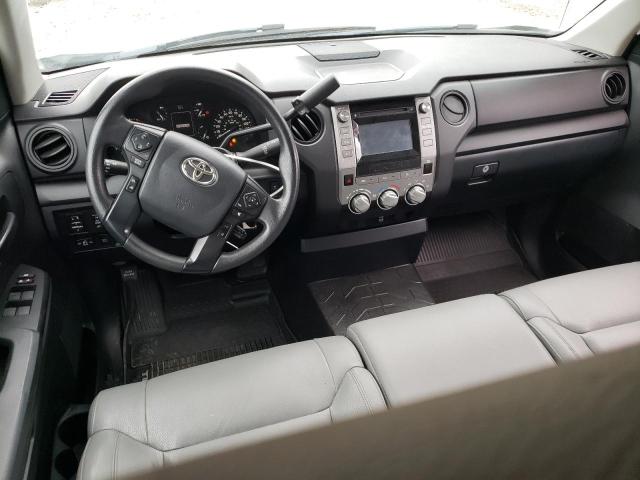 5TFRM5F12KX142708 - 2019 TOYOTA TUNDRA DOUBLE CAB SR/SR5 WHITE photo 8