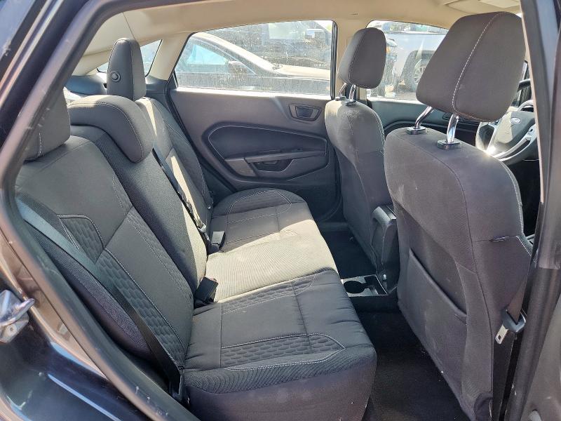 3FADP4BJ3KM148076 - 2019 FORD FIESTA SE 灰色 照片 10