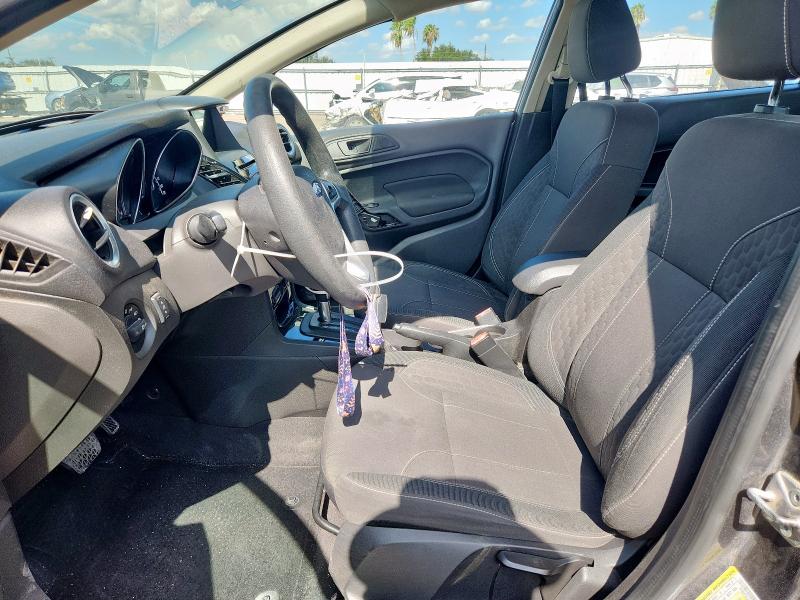 3FADP4BJ3KM148076 - 2019 FORD FIESTA SE 灰色 照片 7