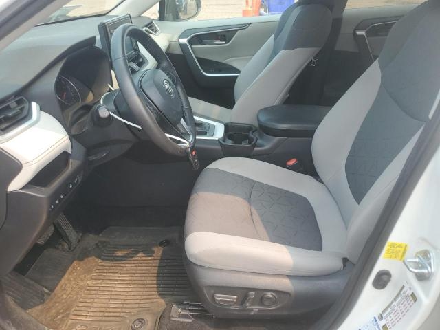 2T3P1RFV9MC161257 - 2021 TOYOTA RAV4 XLE WHITE photo 7