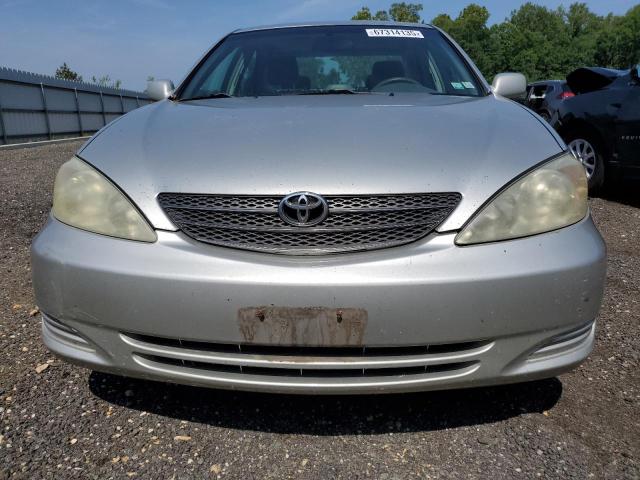 4T1BE30K44U286653 - 2004 TOYOTA CAMRY LE SILVER photo 5