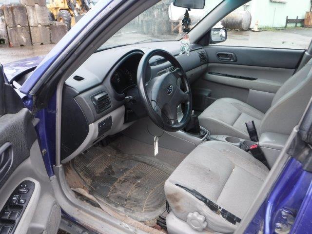 JF1SG63664G758886 - 2004 SUBARU FORESTER 2.5X BLUE photo 5