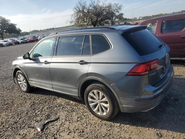 3VV1B7AX1JM030319 - 2018 VOLKSWAGEN TIGUAN S Szary zdjęcie 2