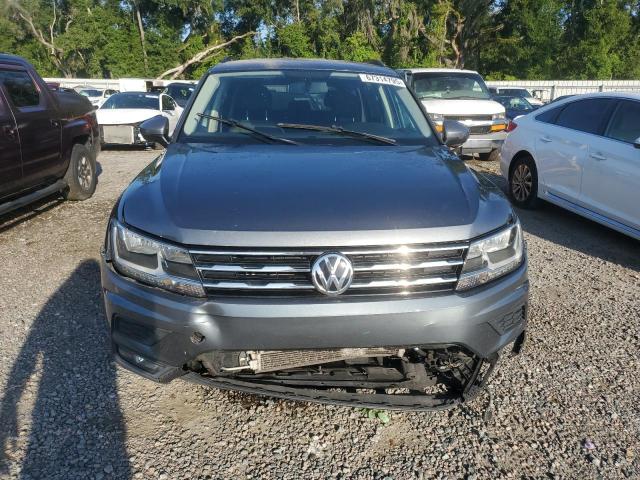 3VV1B7AX1JM030319 - 2018 VOLKSWAGEN TIGUAN S Szary zdjęcie 5